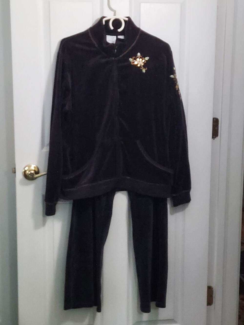 Black Velour 2pc Lounge Outfit By IActive.